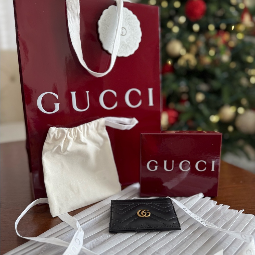 Gucci Black Leather Card Holder with Gold Logo FROM GUCCI NAPLES (see pictures)